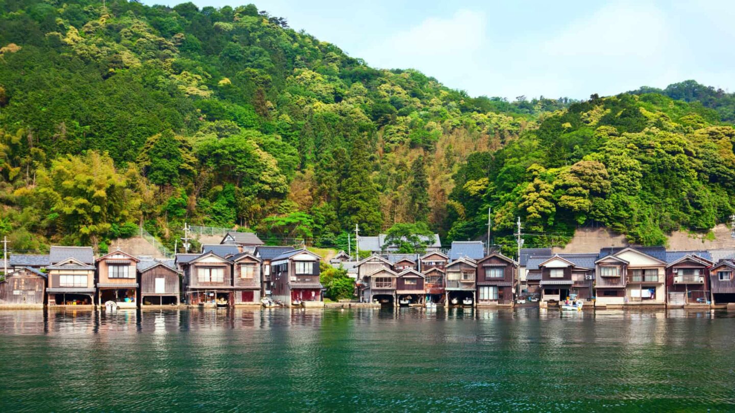 ine fishing village
