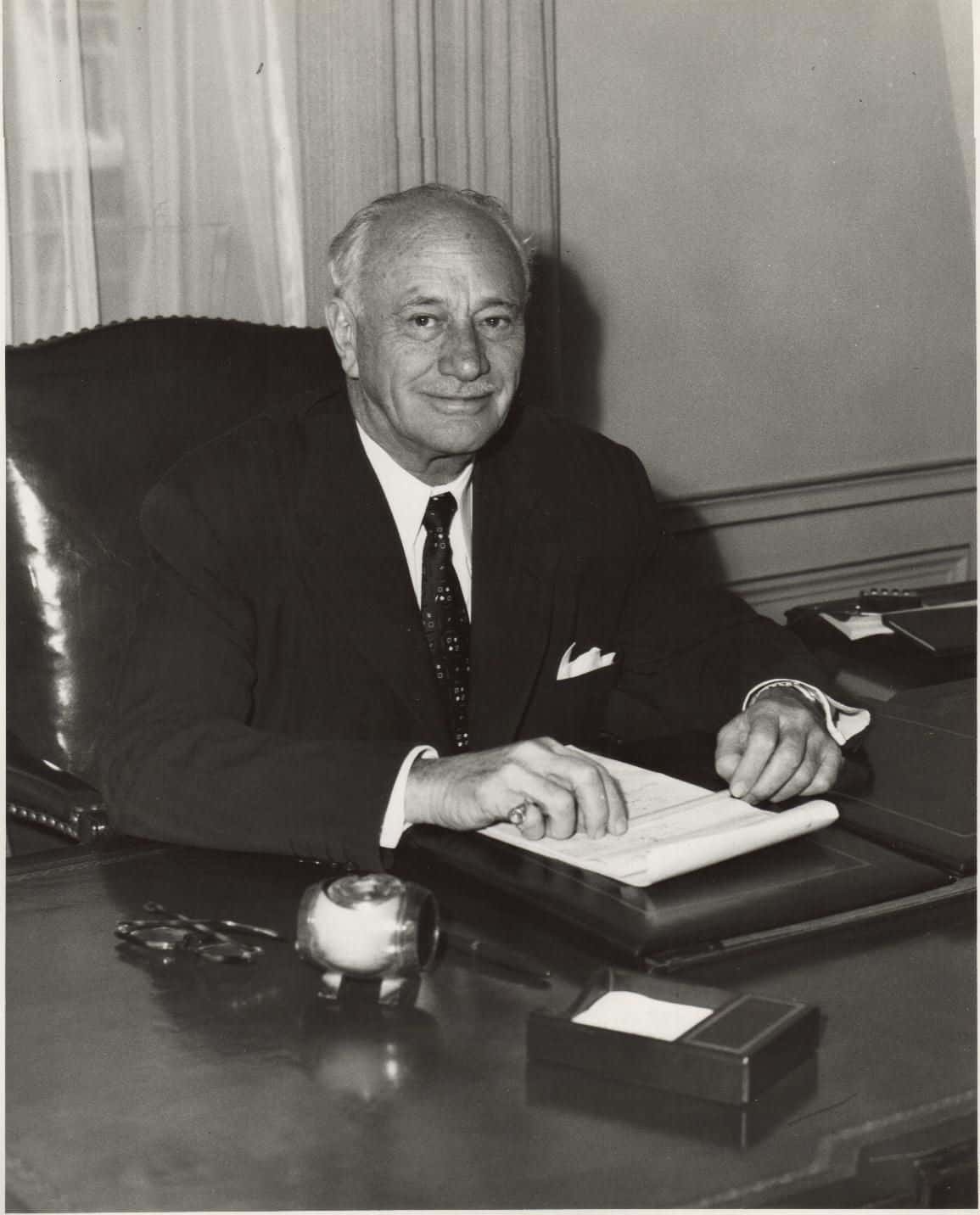 ông hilton